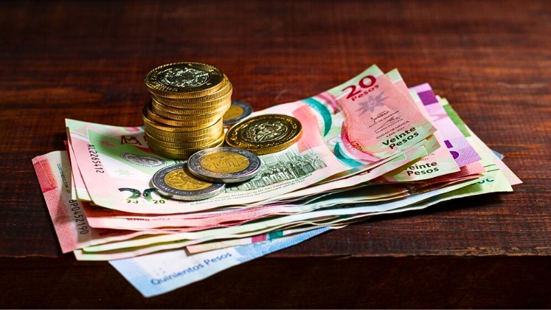 Después de dos jornadas de incertidumbre, la tranquilidad regresa a los mercados y el peso se fortalece frente al dólar estadounidense.