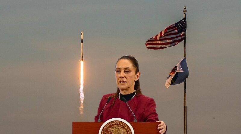 Claudia Sheinbaum anunció que su gobierno ya investiga los impactos ambientales y legales de los estallidos de cohetes de SpaceX cerca de la frontera mexicana