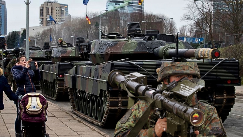 El presidente estadounidense afirma que líderes europeos están «cansados» del costo económico de la guerra y buscan reinvertir en sus naciones, en medio de tensiones por el financiamiento militar.