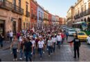 Autoridades anuncian desvíos en el transporte público y cierres viales en el Centro Histórico por la movilización de esta tarde de lunes.